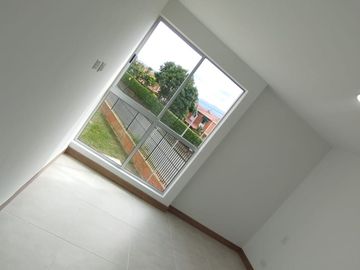 apartamento en venta en alfaguara. Cod V114441