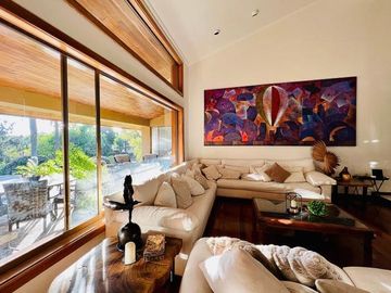 Casa de Lujo con Alberca en Venta Santa Anita Club de Golf Zona Sur