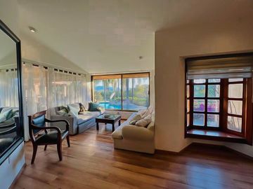 Casa de Lujo con Alberca en Venta Santa Anita Club de Golf Zona Sur