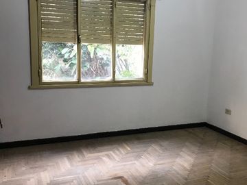 Casa PH en venta en Ituzaingo Norte