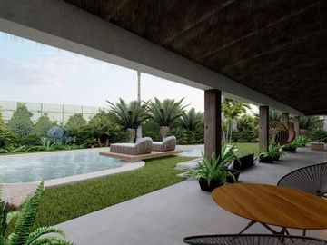 Residencia con piscina y jacuzzi, gimnasio, cuarto de servicio con baño, a pasos