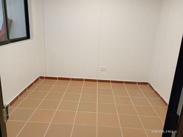 bodega en arriendo en juan xiii. Cod A112058