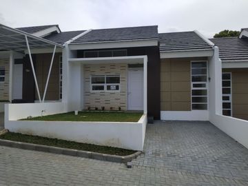 Rumah Bernuansa Alam di Arcamanik Sindanglaya Dekat SECABA
