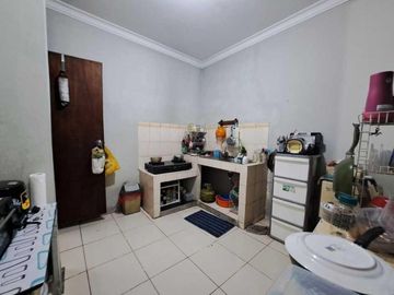 Rumah Cantik Luas 150 m2 Langsung Huni di Cinere