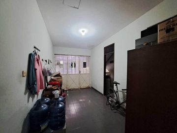 Rumah Cantik Luas 150 m2 Langsung Huni di Cinere