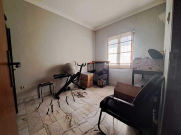 Rumah Cantik Luas 150 m2 Langsung Huni di Cinere