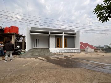 Hunian Asri 2 lantai dalam Cluster di Cipageran Dekat ALAM WISATA CIMAHI (AWC).