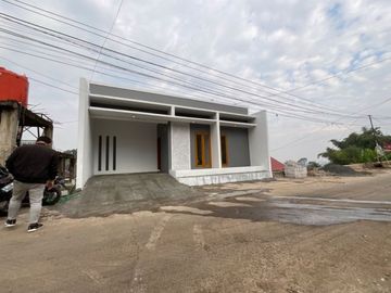 Hunian Asri 2 lantai dalam Cluster di Cipageran Dekat ALAM WISATA CIMAHI (AWC).