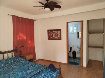LAS LAJAS, HOSTAL EN VENTA CERCANO A LA PLAYA.