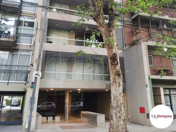 VENTA- DPTO.   COCHERA.  BALCÓN TERRAZA  con PARRILLA   en  PALERMO  HOLLYWOOD