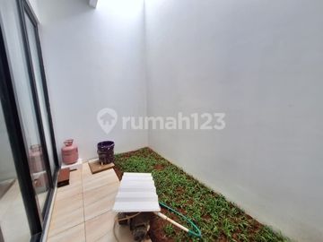 Rumah Elegan Lokasi Premium Cirendeu
