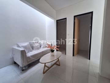 Rumah Elegan Lokasi Premium Cirendeu