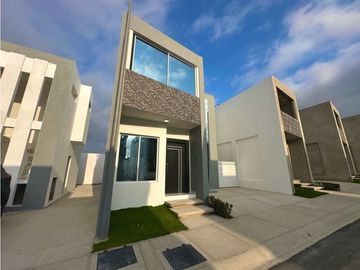 CASAS EN VENTA EN URBANIZACIÓN PRIVADA LA ROMANA SUR DE MANTA