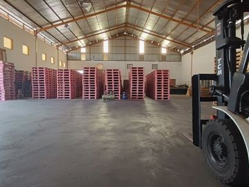 Gudang Murah Siap Usaha Jalan Raya Kaliabang Tengah Bekasi Utara