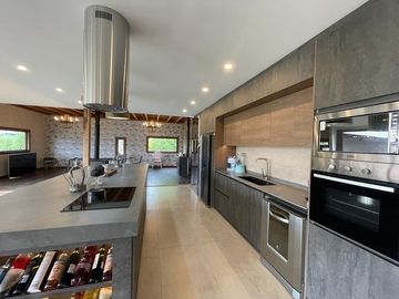 Se vende casa en Parcela a minutos de Temuco camino Botrolhue.