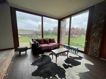 Se vende casa en Parcela a minutos de Temuco camino Botrolhue.
