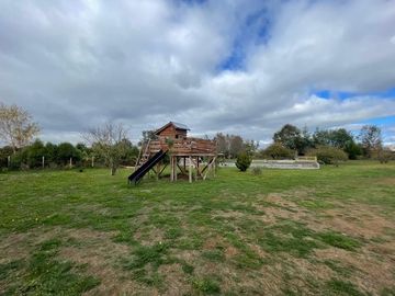 Se vende casa en Parcela a minutos de Temuco camino Botrolhue.