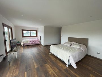 Se vende casa en Parcela a minutos de Temuco camino Botrolhue.