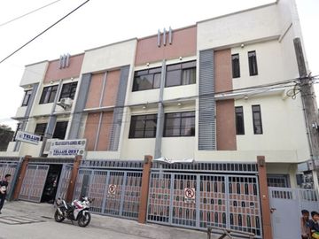 PH768 Townhouse for Sale in Cubao at 6.5M
