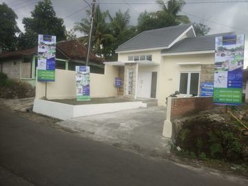 RUMAH CANTIK DEKAT JEJAMURAN SLEMAN