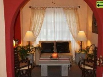 VENTA CASA GRANDE EN CHAPALA JALISCO. CON USO DE SUELO MIXTO