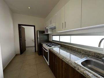 Departamento en Torre Atlántida, Vía Montejo