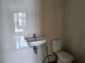 Dijual Rumah Dalam Cluster Nyaman Di Sektor 9 Bintaro (Cpa 3616.BR)