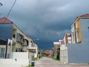 Rumah Dekat Jalan Poros Malang Surabaya Bisa KPR | 0