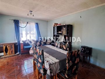 Oportunidad!! Casa en venta de 3 dorm. en La Cisterna