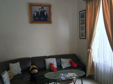 Rumah pondok hijau golf gading serpong,hadap tenggara,harga 2,5M nego