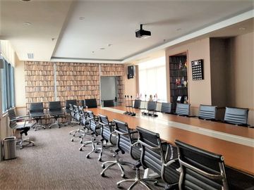 Disewakan! Ruang Kantor di Plaza Timor - Kondisi Semi Furnished dan Furnished OFC-A0135