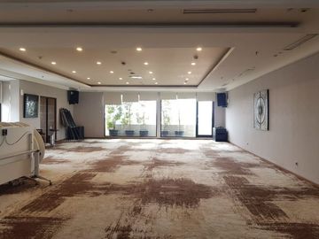 Disewakan! Ruang Kantor di Plaza Timor - Kondisi Semi Furnished dan Furnished OFC-A0135