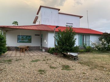 casa condominio en arriendo/venta en pachaquiaro. Cod V1080042