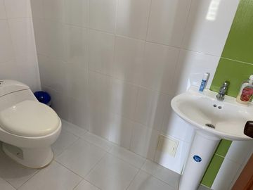 casa condominio en arriendo/venta en pachaquiaro. Cod V1080042