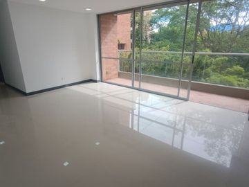 apartamento en arriendo en loma el chocho. Cod A515569