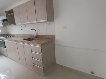 apartamento en arriendo en loma el chocho. Cod A515569