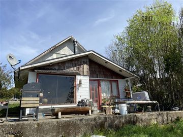 Parcela en Venta en Parcela de 1 Há y con 2 casas. Con Orilla de Playa y al costado del camino Caicaén- Calbuco
