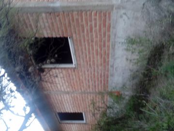 Excelente Casa a terminar en Cortaderas