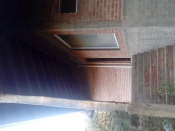 Excelente Casa a terminar en Cortaderas