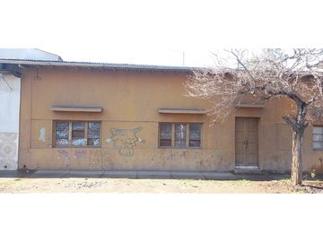 Venta terreno con casa antigua cercana al centro de Los Andes