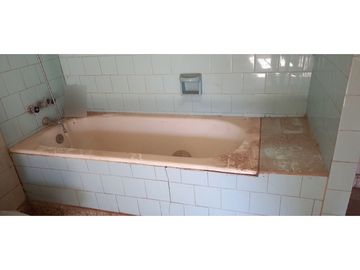 Venta terreno con casa antigua cercana al centro de Los Andes