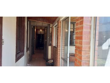 Venta terreno con casa antigua cercana al centro de Los Andes