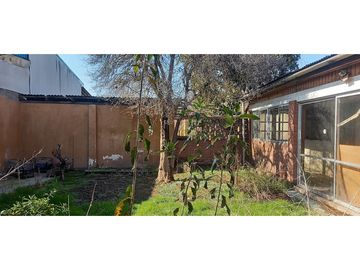 Venta terreno con casa antigua cercana al centro de Los Andes