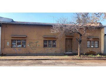 Venta terreno con casa antigua cercana al centro de Los Andes