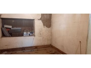 Venta terreno con casa antigua cercana al centro de Los Andes