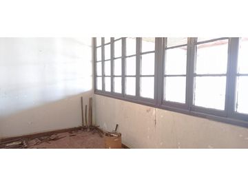 Venta terreno con casa antigua cercana al centro de Los Andes
