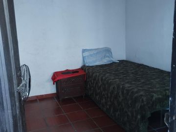 casa en venta en b. la coordialidad. Cod V2392