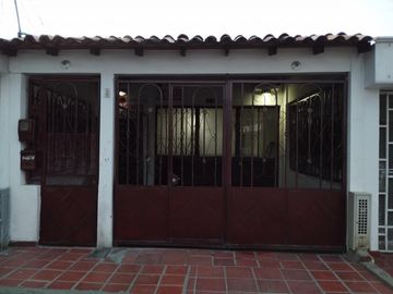 casa en venta en b. la coordialidad. Cod V2392