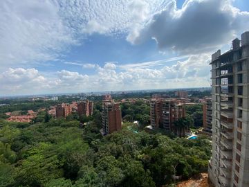 apartamento en venta en ciudad jardín. Cod V1884