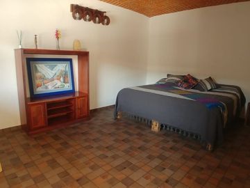 HERMOSA CASA RUSTICA EN VENTA EN COLONIA TEQUISQUIAPAN